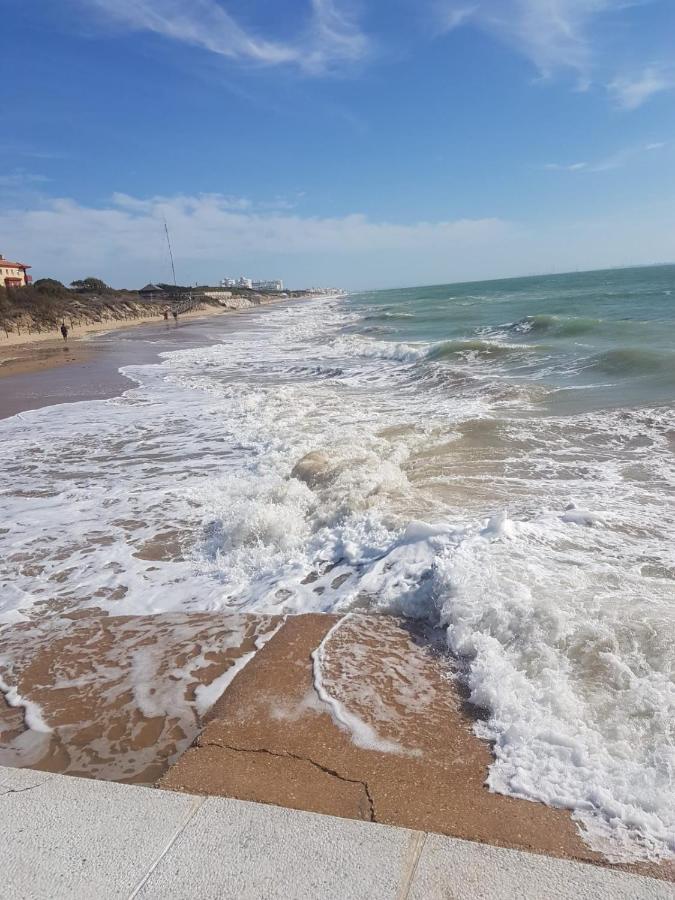 La Costilla centro y playa Rota Exterior foto